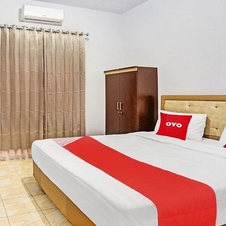 Oyo 90344 Wijayanti Hotel Banyuwangi  Exterior foto