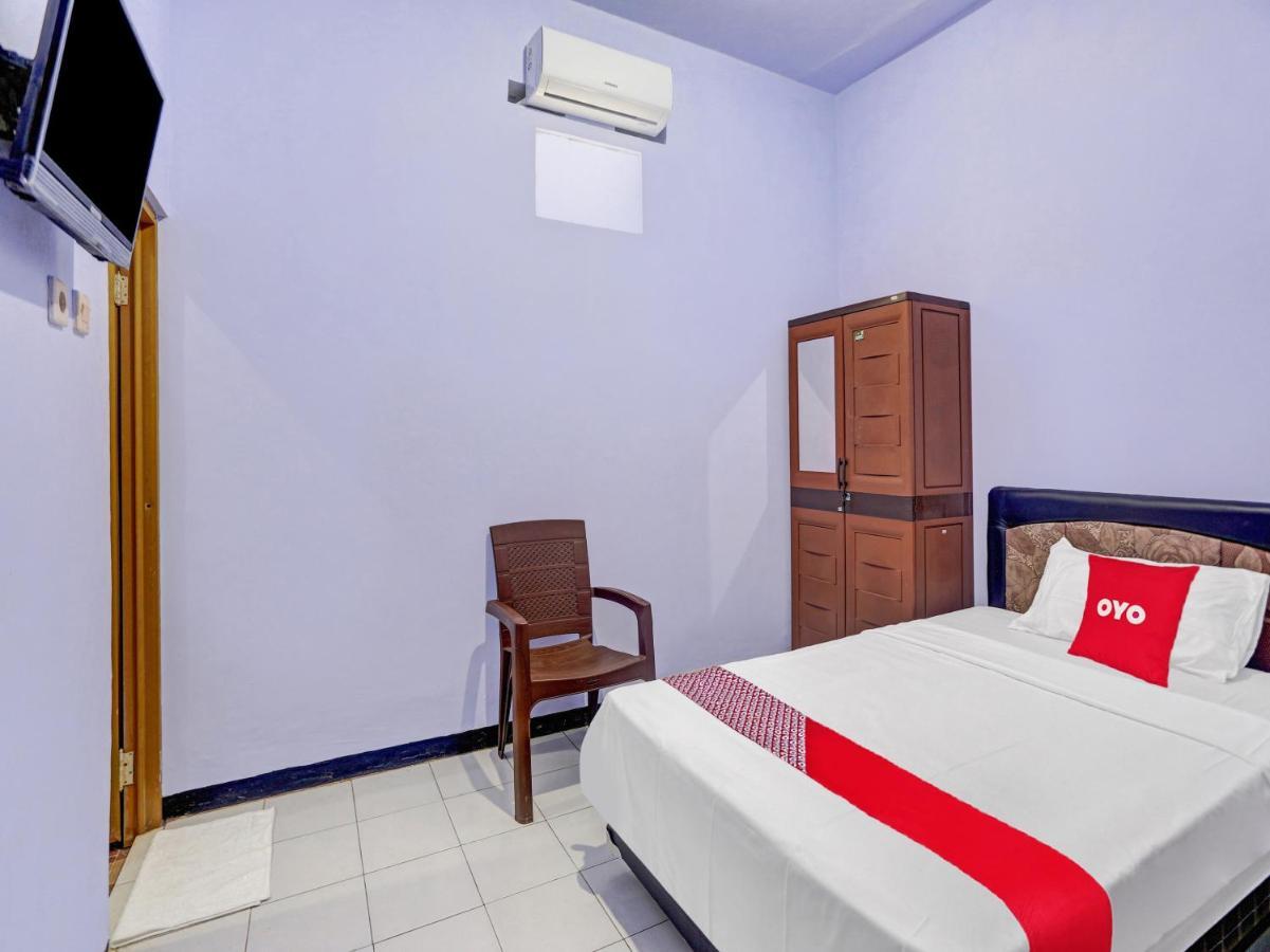 Oyo 90344 Wijayanti Hotel Banyuwangi  Exterior foto