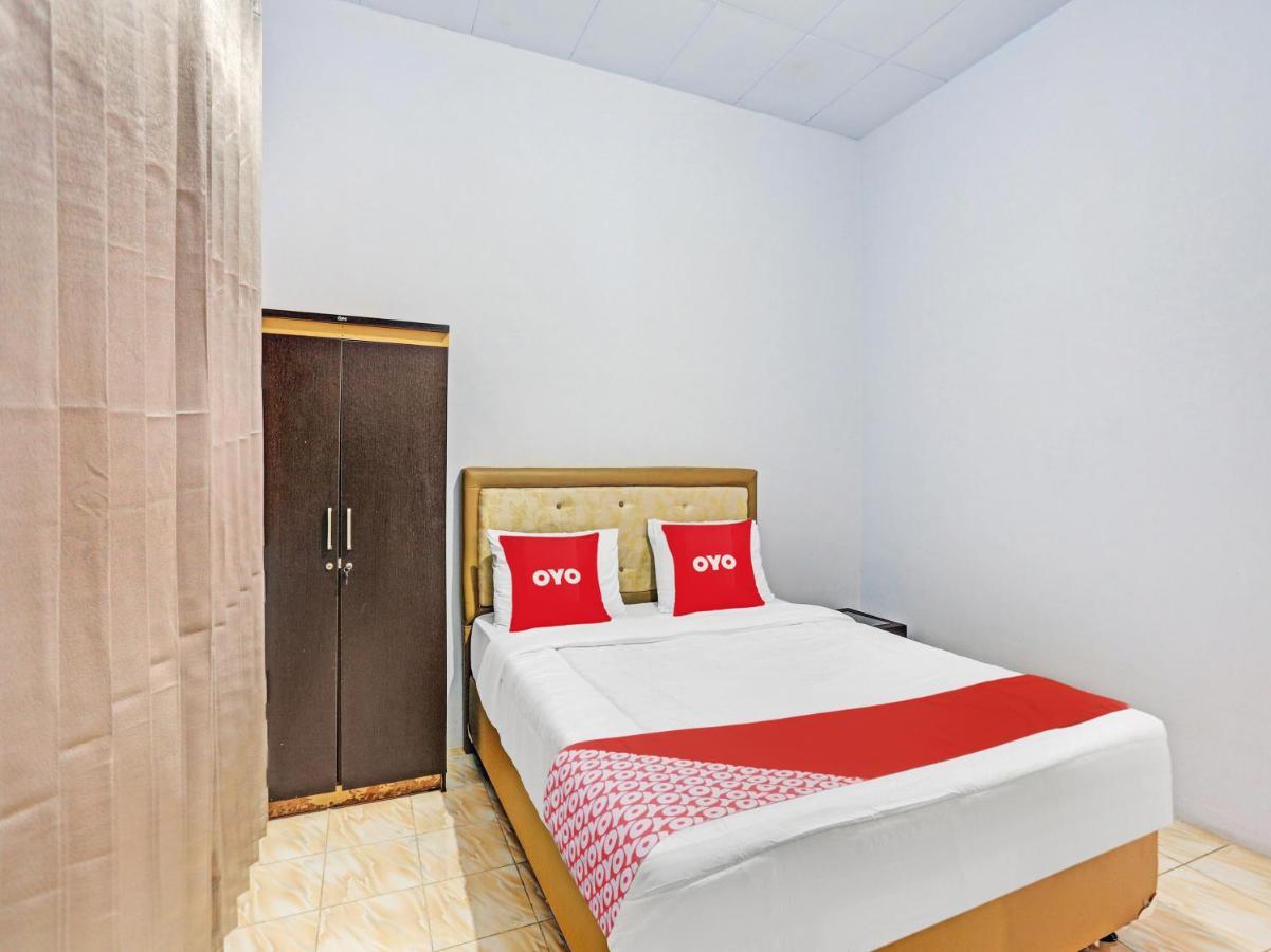Oyo 90344 Wijayanti Hotel Banyuwangi  Exterior foto