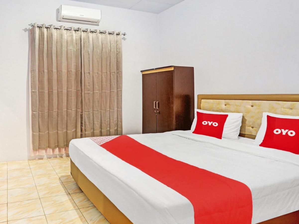 Oyo 90344 Wijayanti Hotel Banyuwangi  Exterior foto
